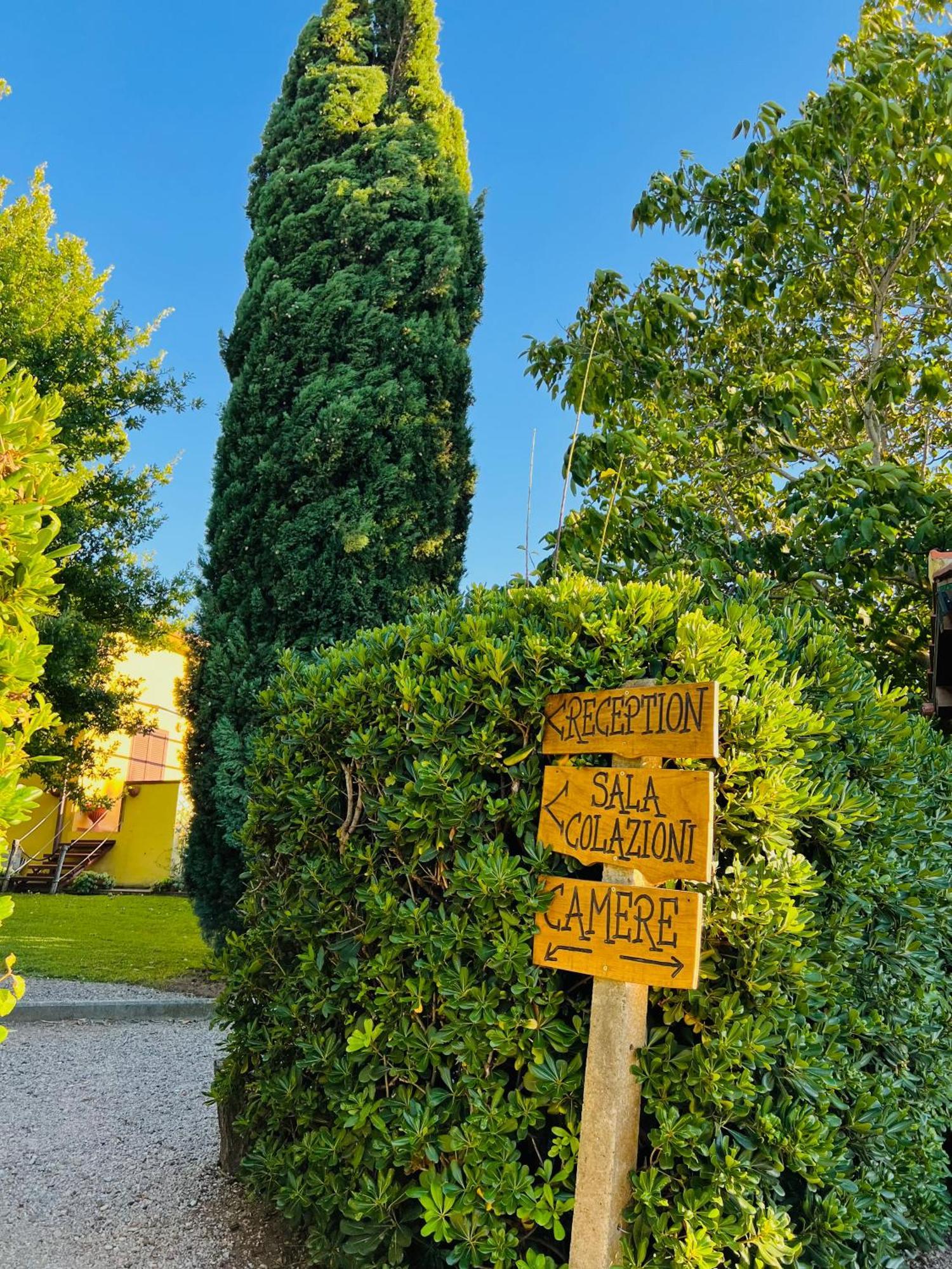 Il Melarancio Panzió Pescia Romana Kültér fotó